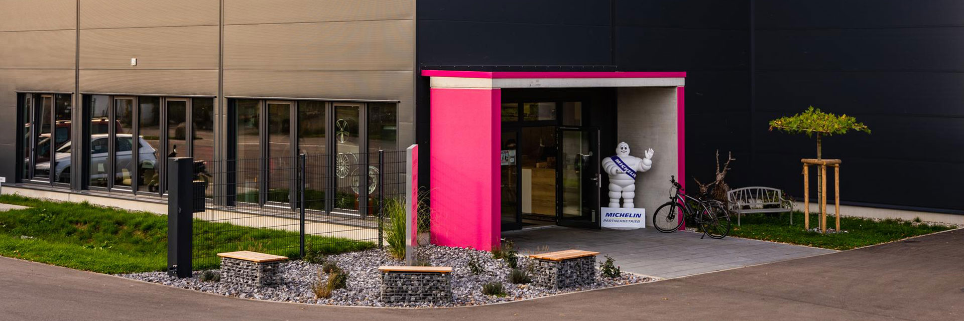 D&W Tyres Firmengeb&auml;ude in Altusried